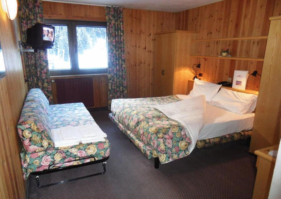 Hotel Santa Caterina Santa Caterina Valfurva Ngoại thất bức ảnh