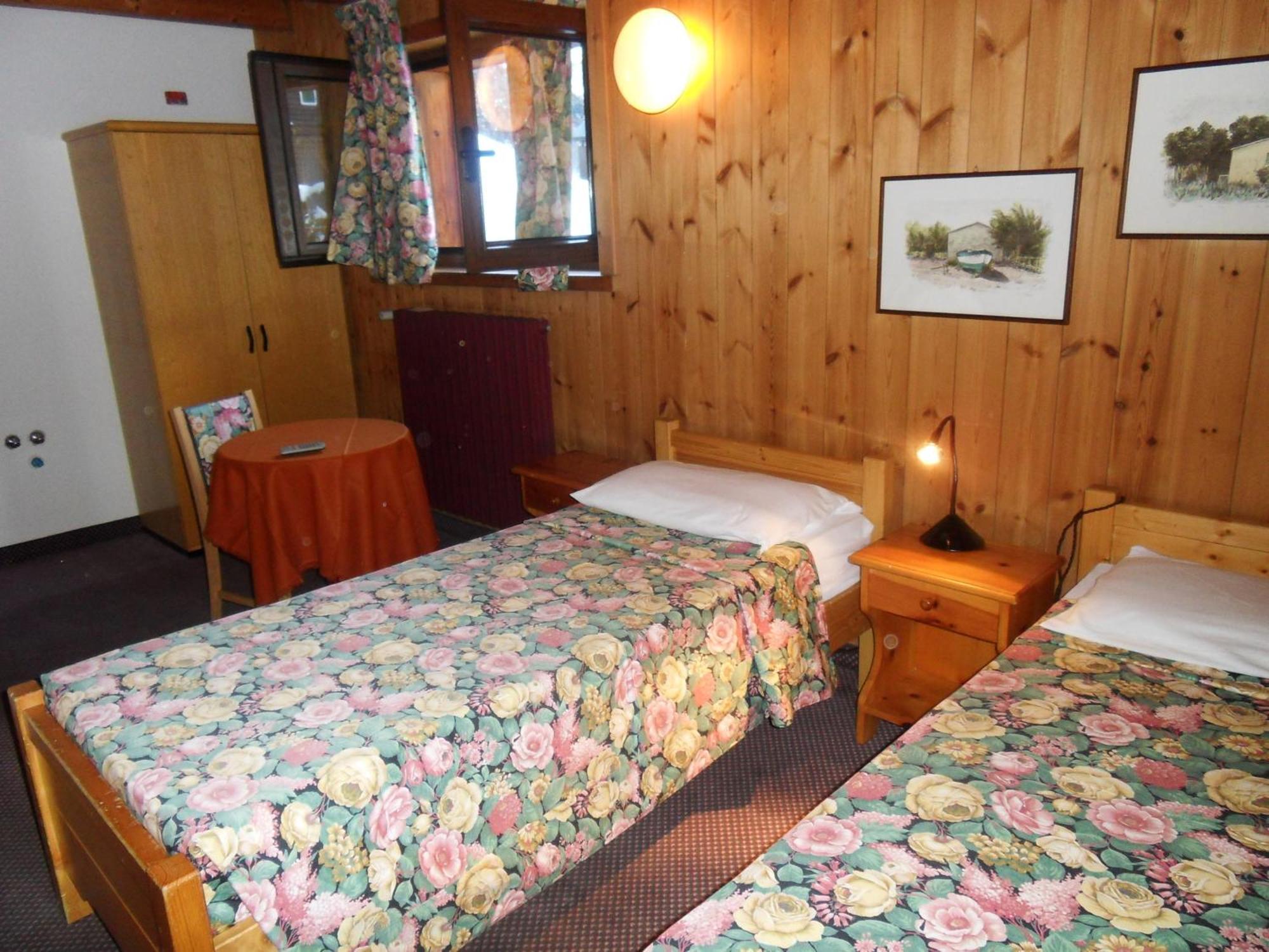 Hotel Santa Caterina Santa Caterina Valfurva Ngoại thất bức ảnh