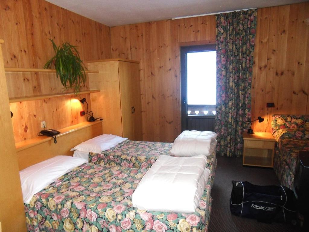 Hotel Santa Caterina Santa Caterina Valfurva Phòng bức ảnh