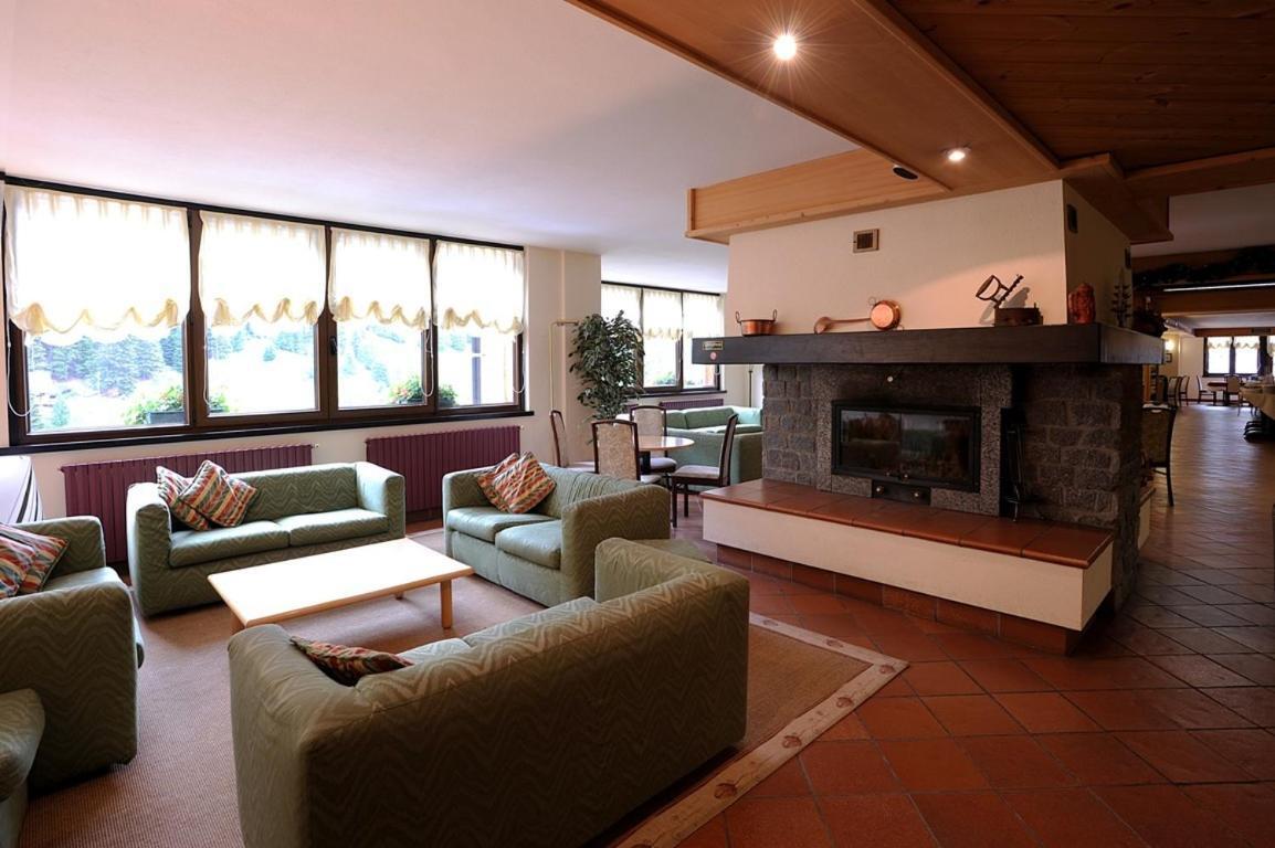 Hotel Santa Caterina Santa Caterina Valfurva Ngoại thất bức ảnh